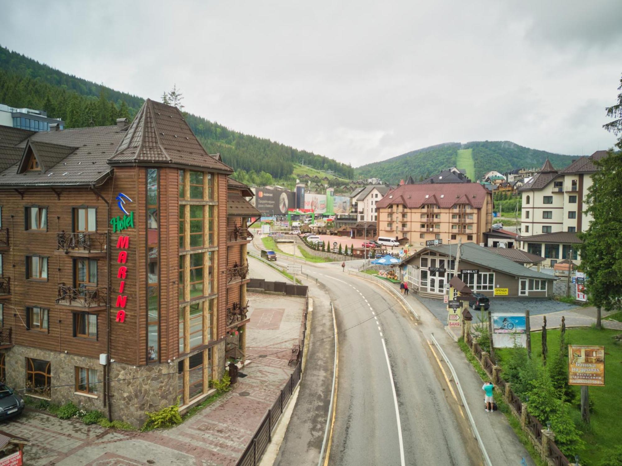 Hotel Марина Bukoveľ Exteriér fotografie