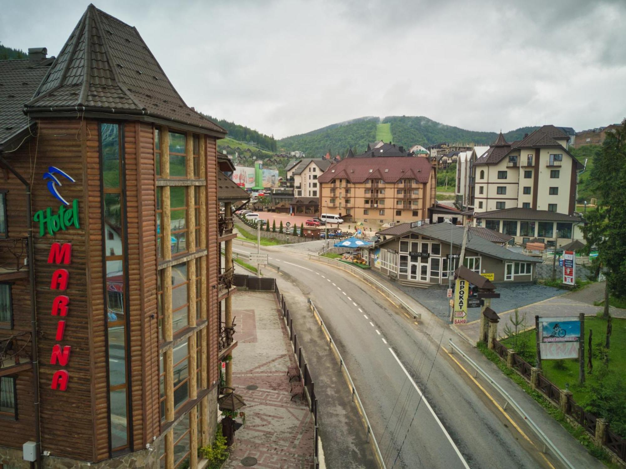 Hotel Марина Bukoveľ Exteriér fotografie